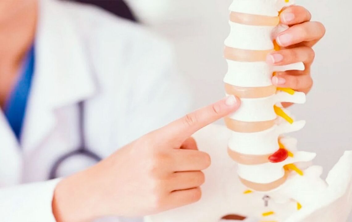 spinal cord injury due to cervical osteochondrosis